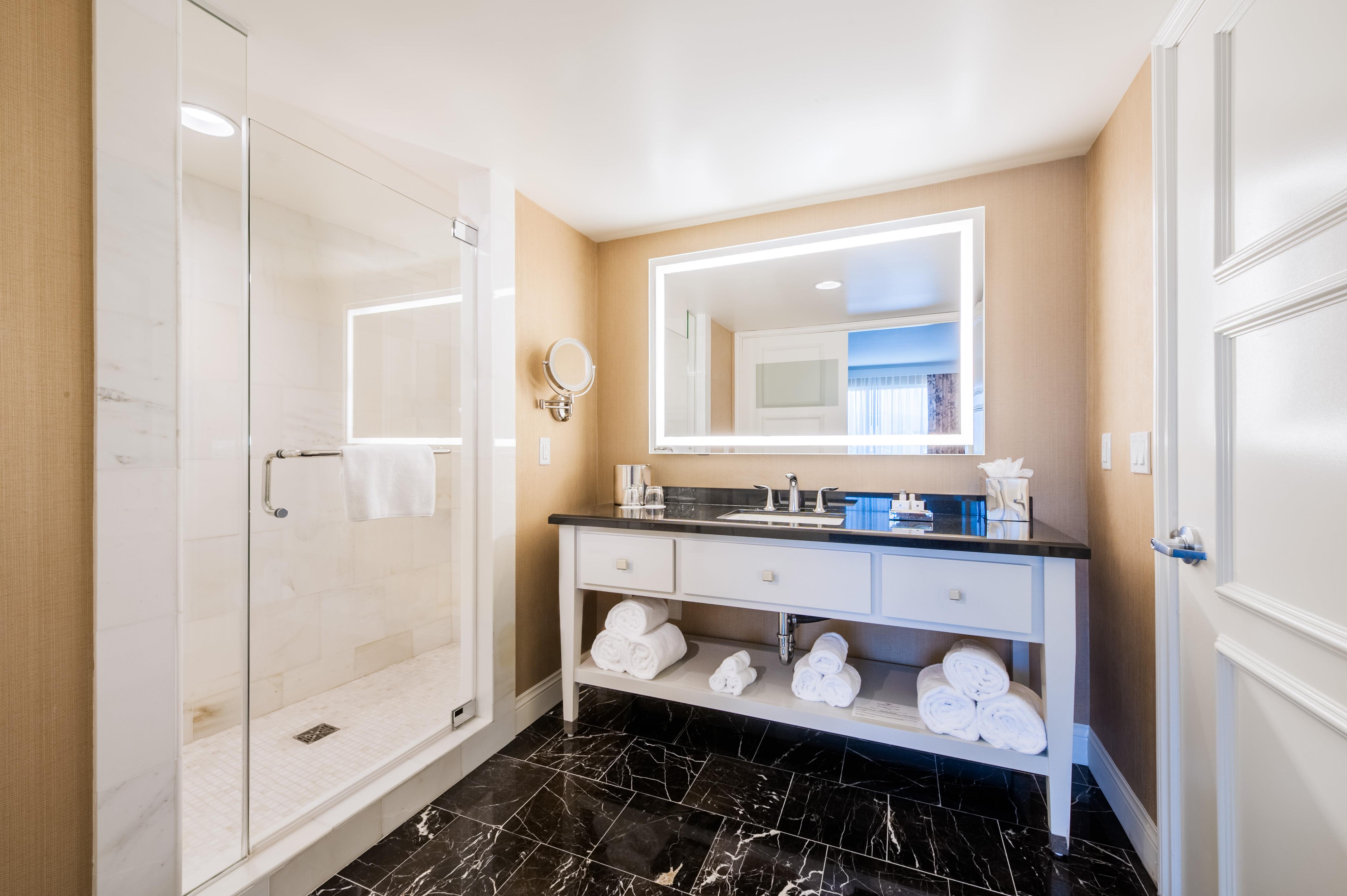 Crowne Plaza Angeles-commerce Casino, An Ihg Hotel 4*